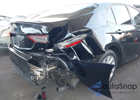 2018 Toyota Camry Le из США, поврежденный, VIN JTNB11HK6J3036398